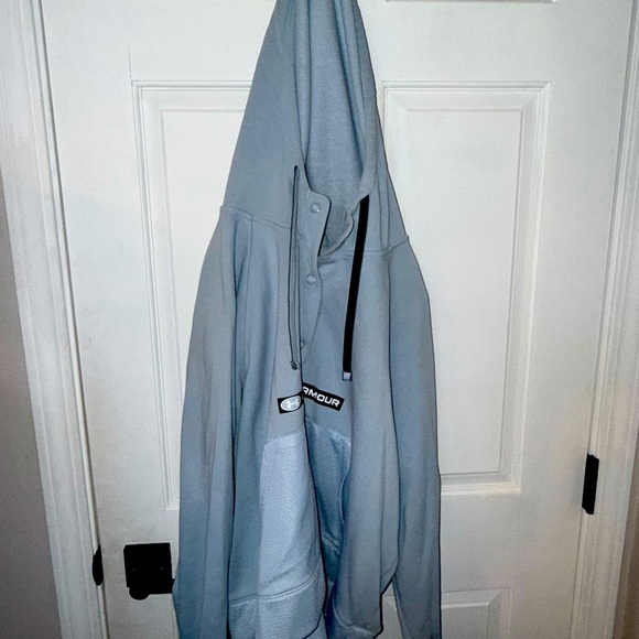 Under Armour cropped sweatshirt - Picture 2 of 3